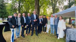 {{brizy_dc_image_alt imageSrc=